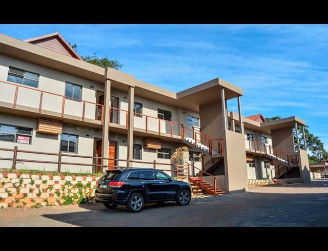 2 BEDROOM APARTMENT TO LET IN BALLITO CENTRAL